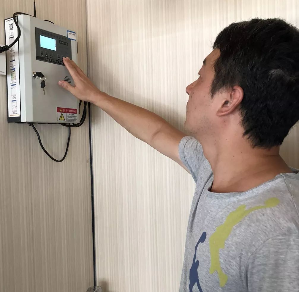 &ldquo;滴滴&rdquo;一响,警报来也。全市651家餐饮场所安装可燃气体报警器,让你就餐更放心!